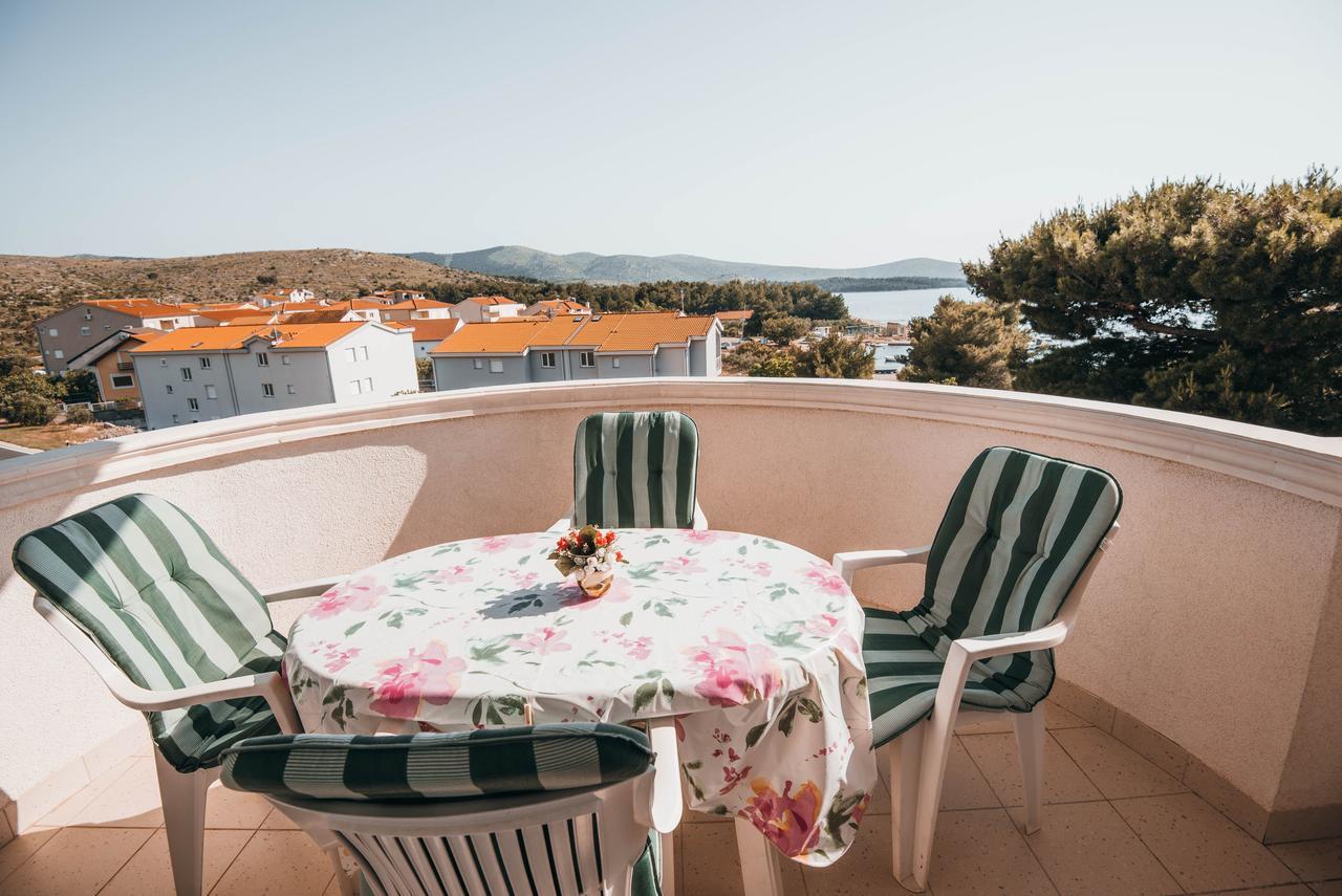 Apartments Visnjic Жаборич Екстериор снимка