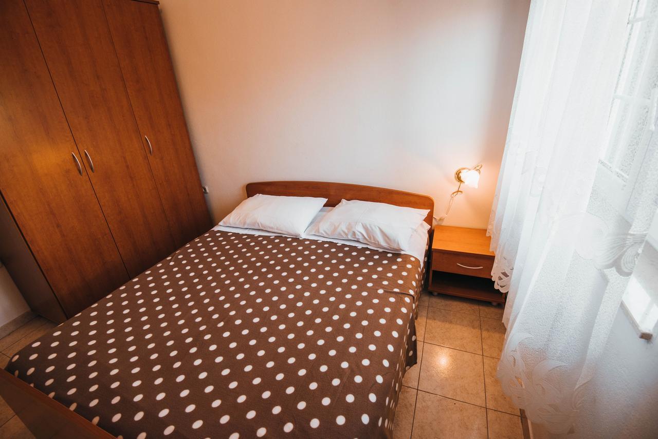 Apartments Visnjic Жаборич Екстериор снимка